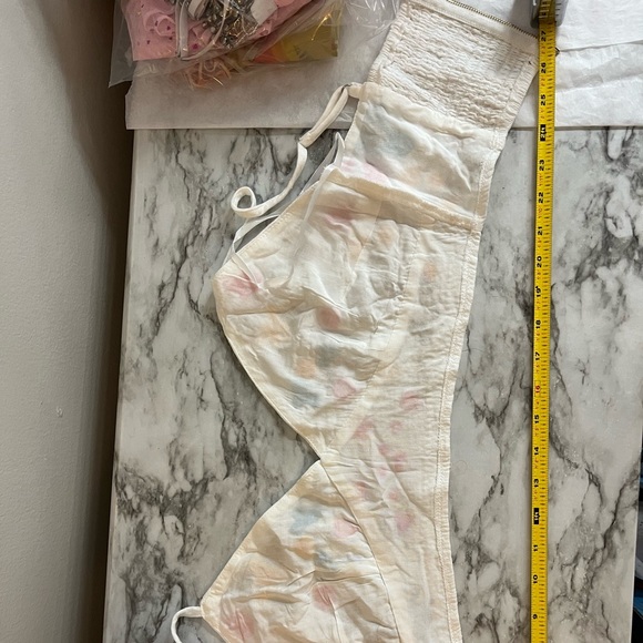 Embroidered Crop Top - Picture 6 of 7